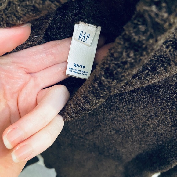 Gap Dark Brown Turtle Neck size XS - Picture 3 of 3